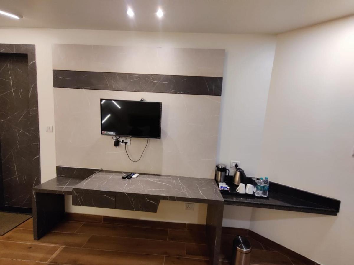 Hotel D Silverleaf Λάκναου Εξωτερικό φωτογραφία