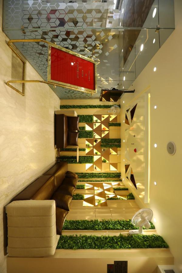 Hotel D Silverleaf Λάκναου Εξωτερικό φωτογραφία